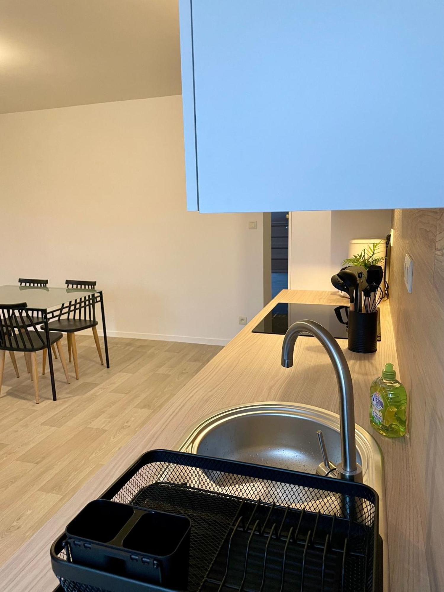 L'Escapade Apartment Fougeres Exterior photo